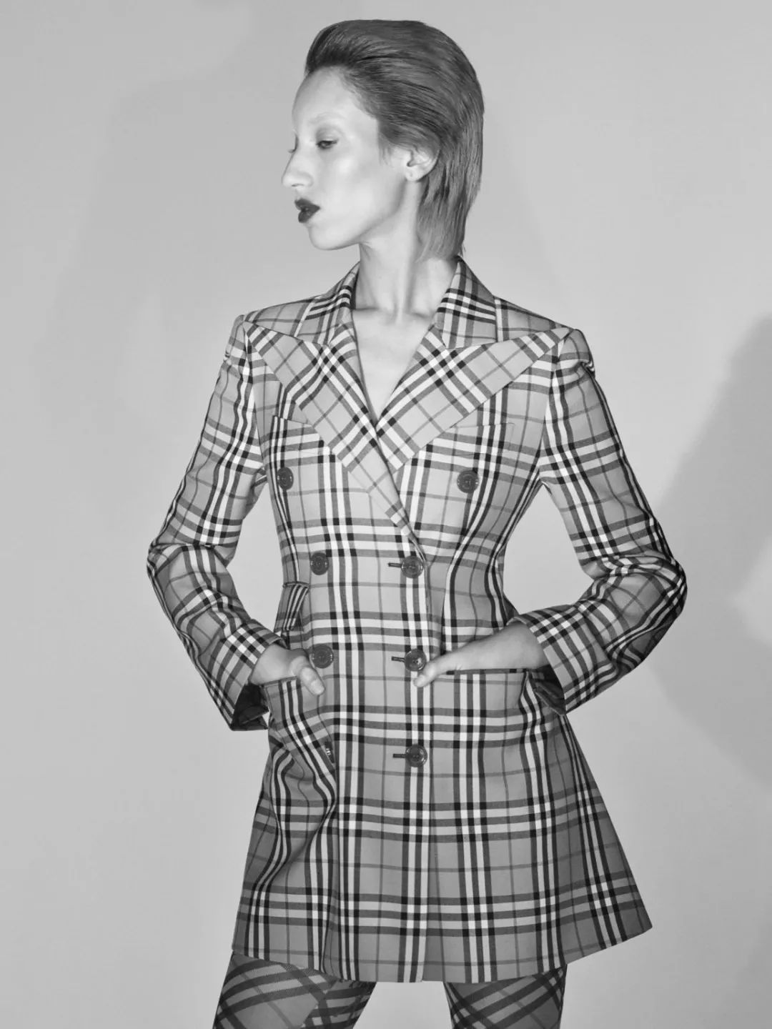 Vivenne Westwood & Burberry 合作系列開售了，要燒錢了！ 時尚 第12張