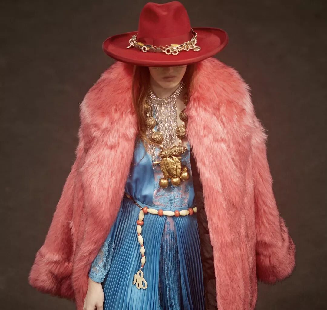 GUCCI竟然设计了一款米老鼠包包，这些大秀新款你绝对是第一次看到- 买 