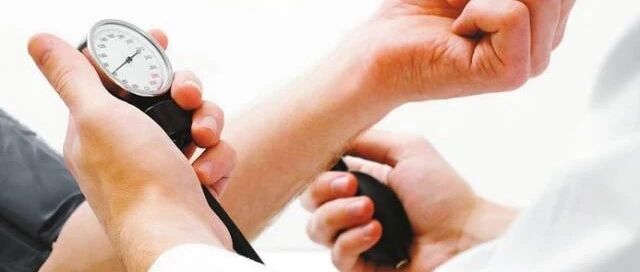 高血压治疗  远离四误区！