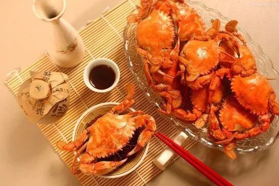 吃螃蟹有禁忌！營養師教你吃螃蟹的正確打開方式 健康 第2張