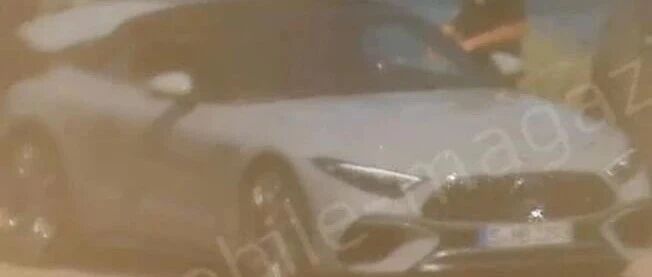 全新一代奔驰SL实车照曝光，来瞧瞧吧！