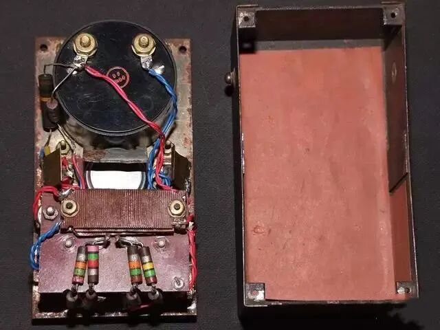 拆解二战时期军用万用表，看看70多年前的万用表长啥样？的图4