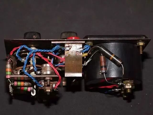 拆解二战时期军用万用表，看看70多年前的万用表长啥样？的图6