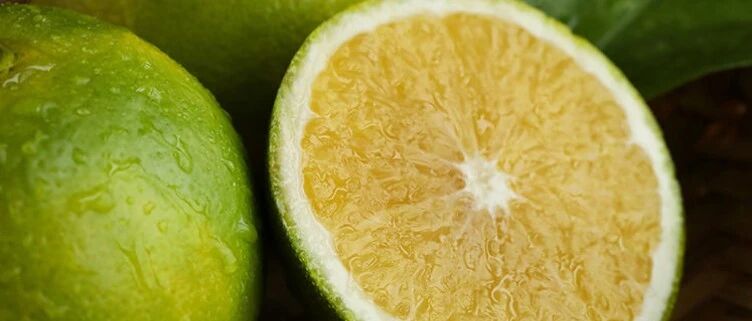 千万别被这个绿油油的橙子骗了！