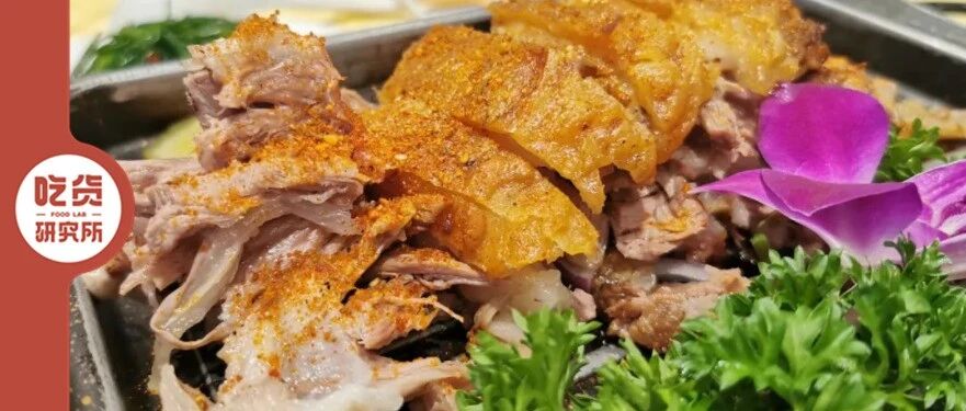 烤羊排、奶豆腐、羊肉包子、奶酪馅饼，内蒙古真是太顶了！