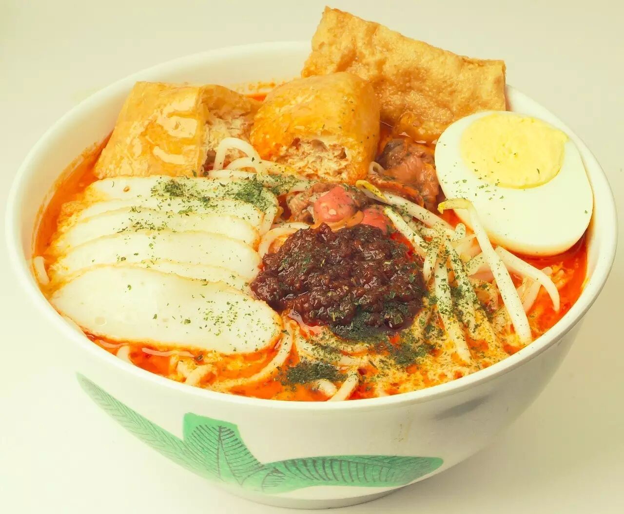 咖喱叻沙.图:123rf.com.cn正版图片库亚参叻沙.图:123rf.com.