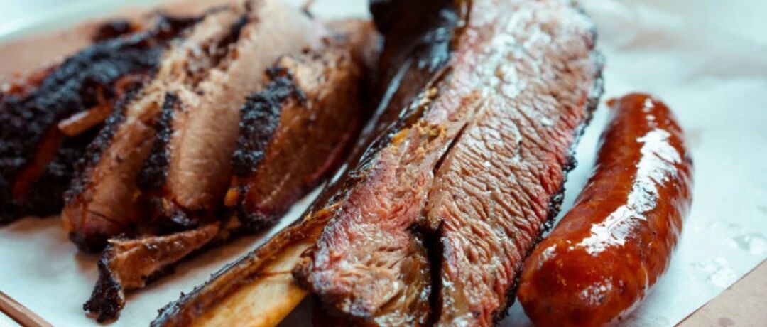 在BBQ面前，每一个美国人都来自德州