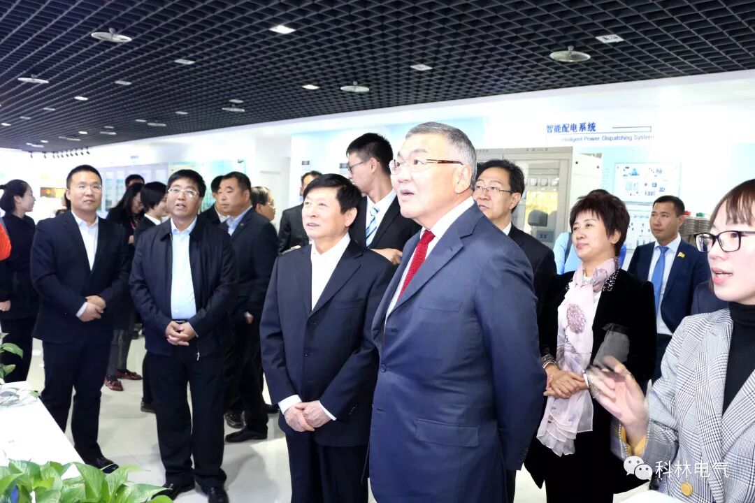 13岁俄女孩 引发德俄关系紧张_双溜索乡俄瓜村俄木学_俄联邦