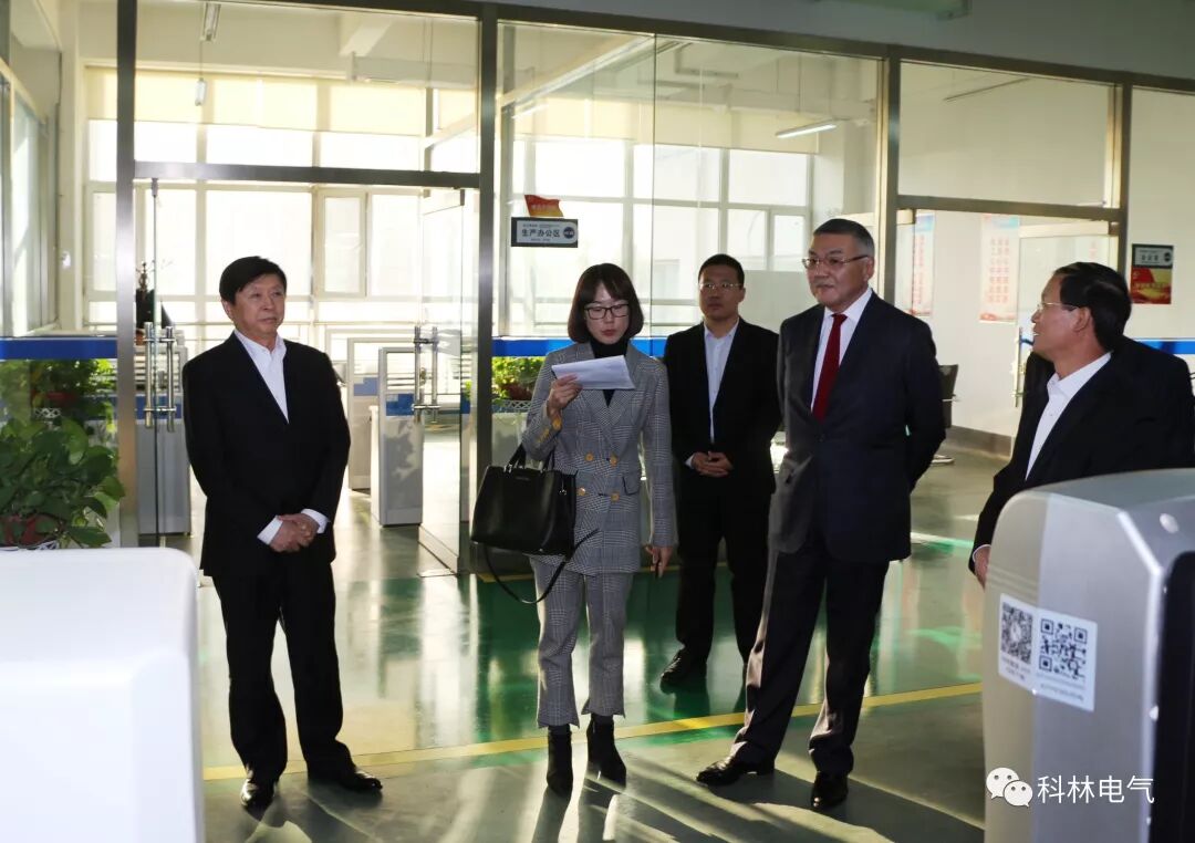 13岁俄女孩 引发德俄关系紧张_双溜索乡俄瓜村俄木学_俄联邦