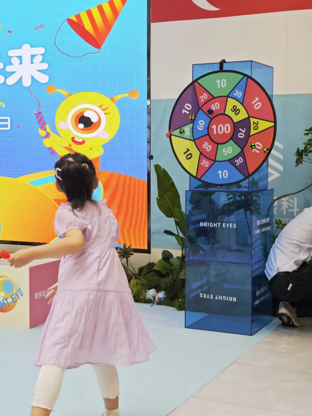 家长暖心陪伴，亲子氛围感拉满