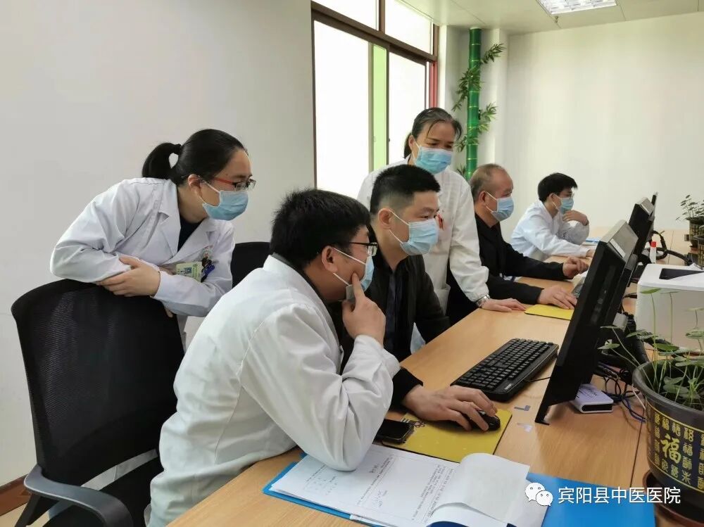 宾阳中医院牙科怎么样技术突破——宾阳县中医医院开展全县首次两例超声引导下肾穿刺活检术_https://www.jmylbn.com_新闻资讯_第2张