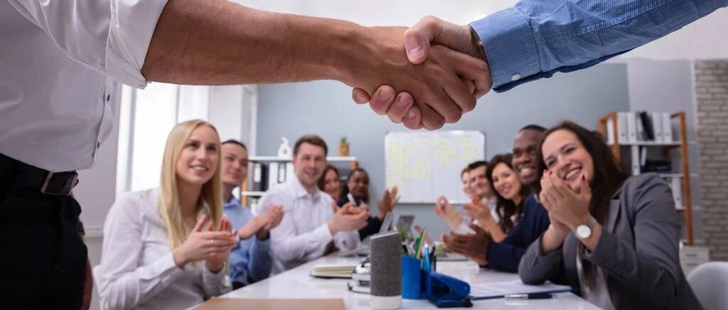 我面试只问4个问题，就能判断你是不是人才