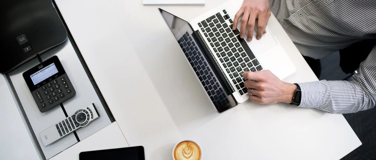 揭秘李嘉诚私生活：每晚看BBC跟读字幕练英文