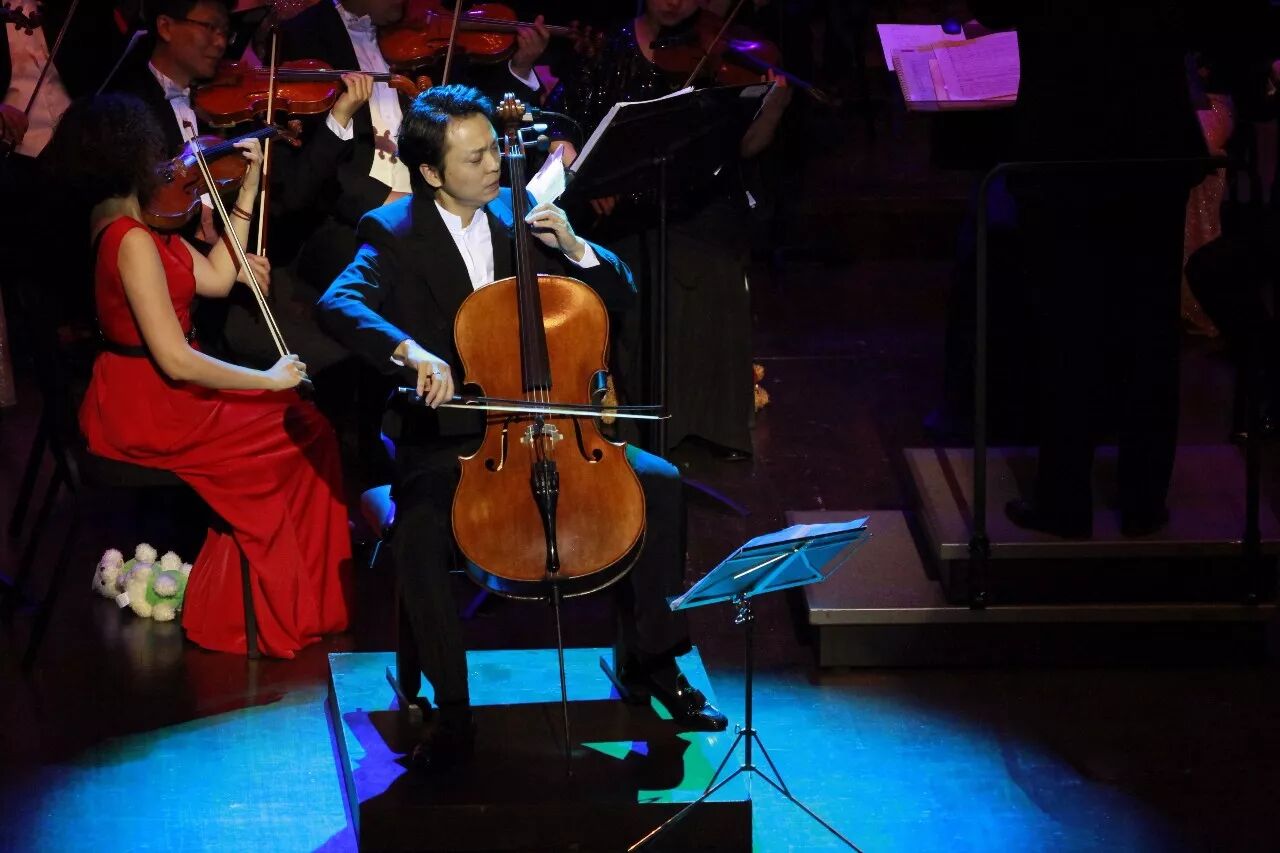 火红的开年，惊艳的美