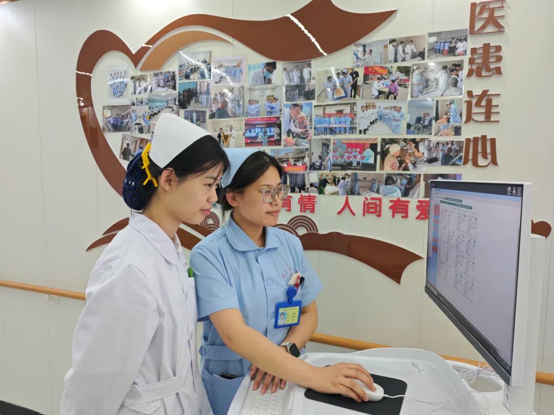 移动护理车怎么开机提升就医体验 科技赋能护理——这家医院的“智慧助手”移动护理车火了_https://www.jmylbn.com_新闻资讯_第5张