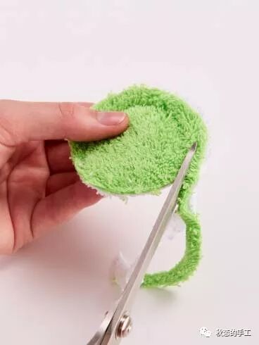 秋恋的分享：两款宝宝浴巾制作教程，有纸样