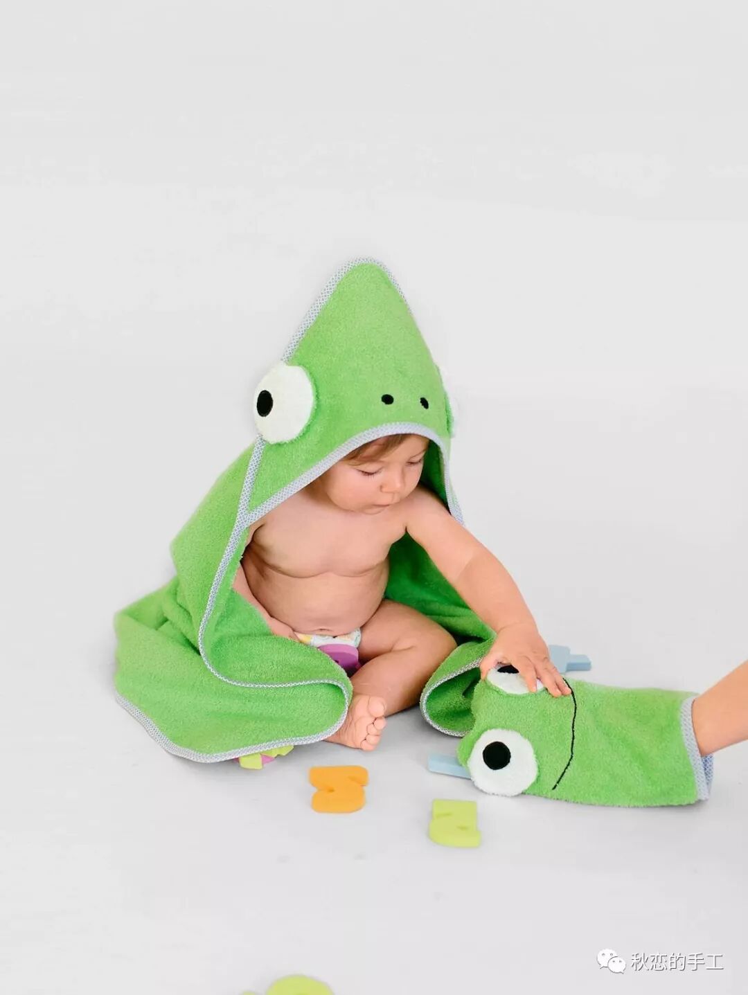 秋恋的分享：两款宝宝浴巾制作教程，有纸样