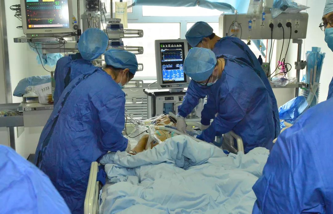黑龍江省首例非體外循環下DBD序貫雙肺移植手術在我院完成 遊戲 第23張