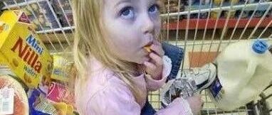 笑话：一个人吃饭会孤单，但吃零食就不会?