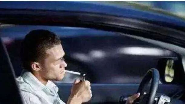 笑话：男人责任很重，所以很多男人回家前都喜欢……