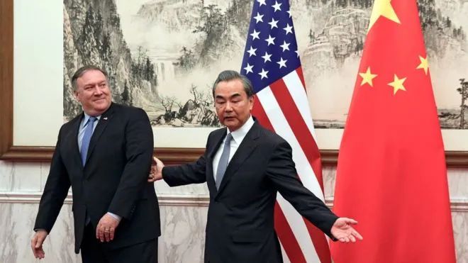 萧功秦教授:中美关系何去何从?!