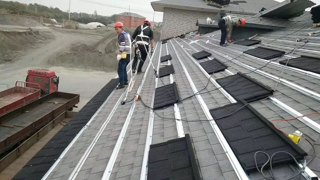 沥青瓦屋面改造,彩石金属瓦派上大用场