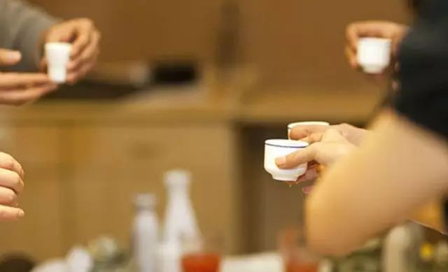 茶七饭八酒十分，这些待客之道你做对了吗