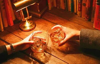 人生有酒需当醉，会喝酒的人，相处不累！