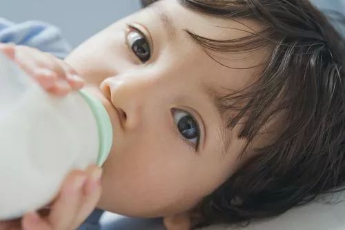 乳糖不耐受和牛奶过敏区别在哪里？