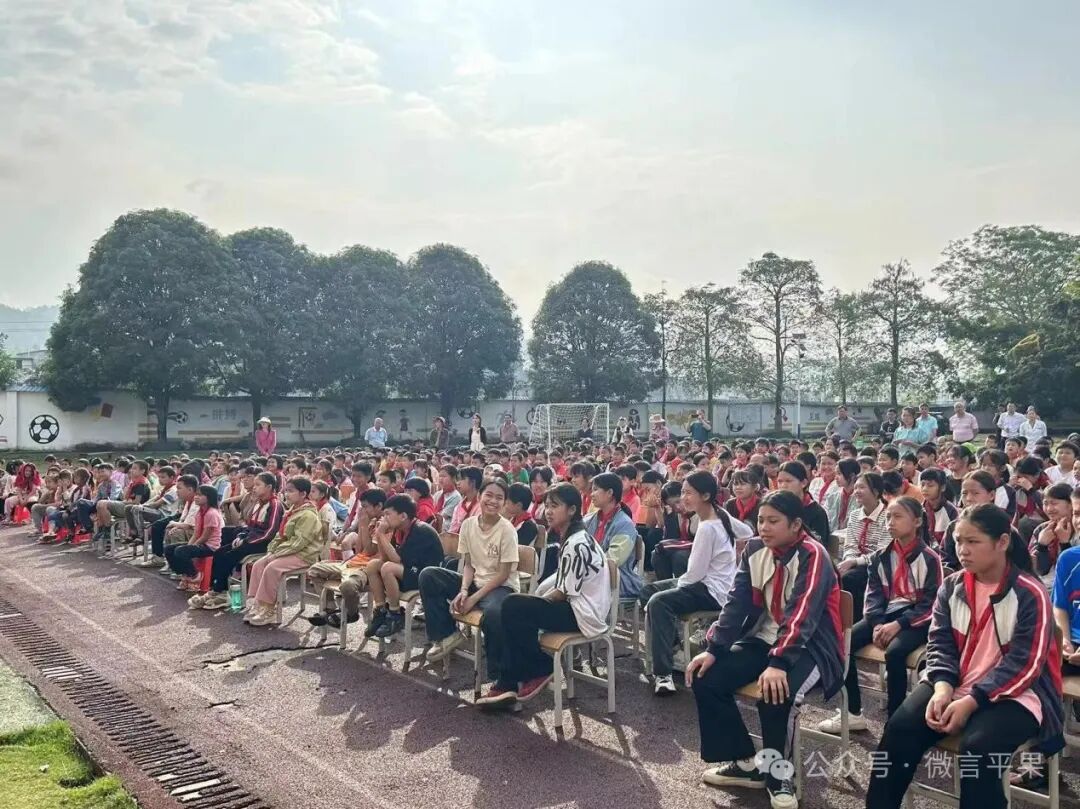 太平镇中心小学开展防范中小学生溺水安全知识宣传暨应急救护技能演练