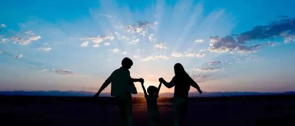 什么都怪「原生家庭」？如何让一手烂牌，逆袭成王炸？