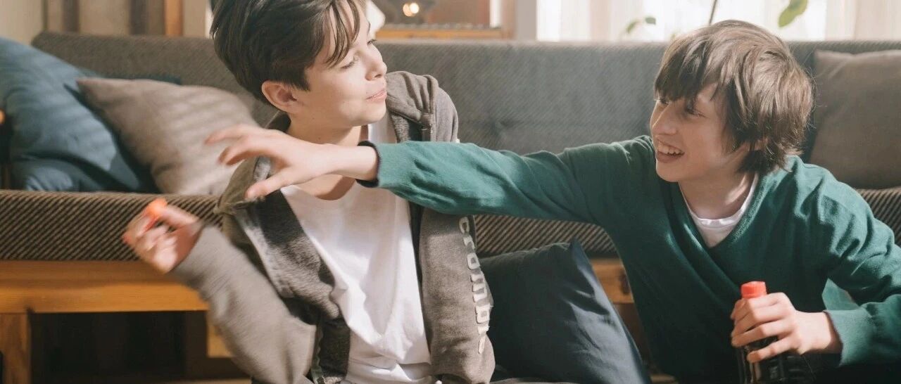 “谁敢动我儿子，我连他爸一起打！”：教育孩子，最怕的就是自以为是