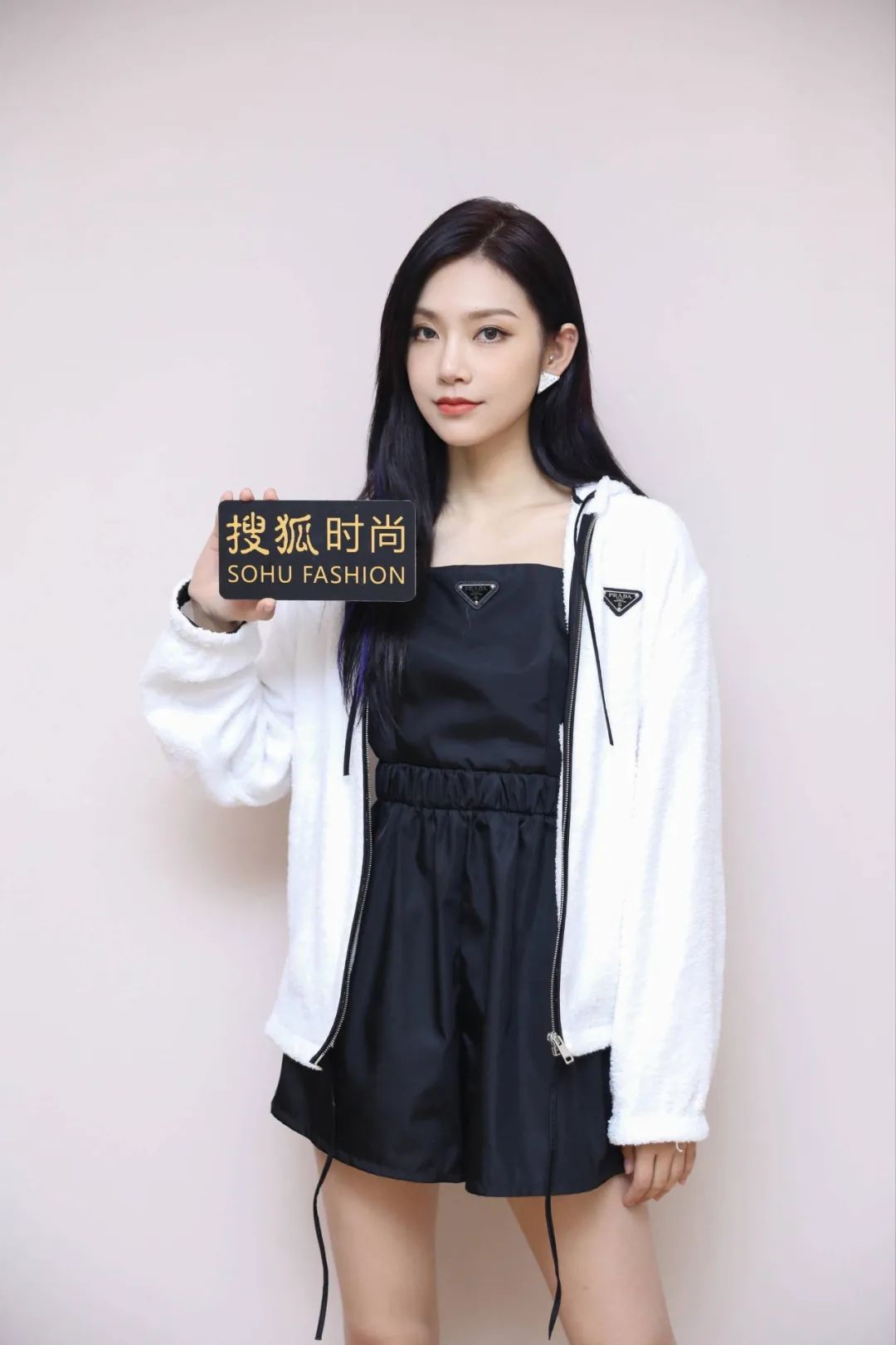 看了程潇和曾可妮的穿搭，终于Get什么是“时髦内卷”