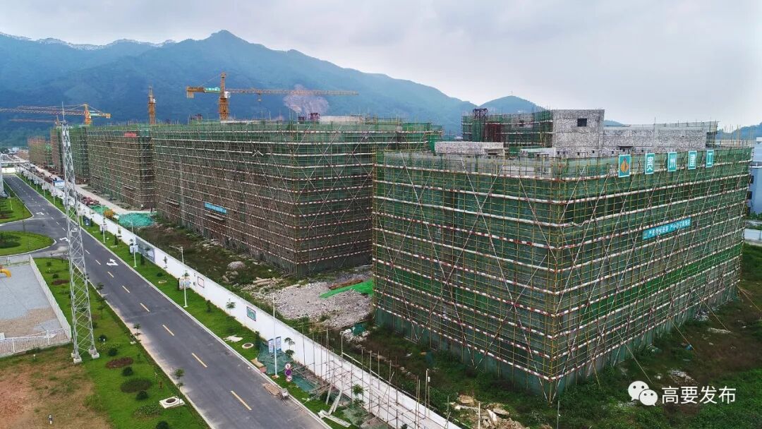 筑巢引凤来区政府召开企业家恳谈会广泛征求工业园区建设和使用通用