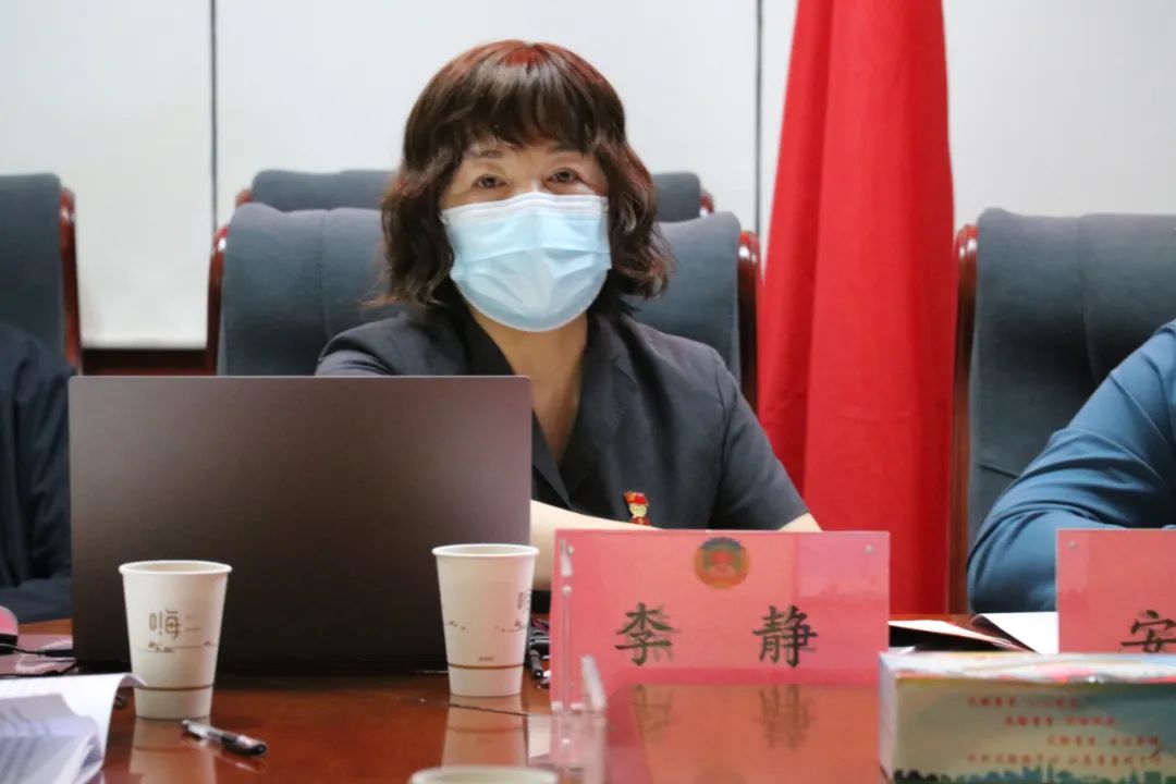 次党代会精神,邀请了省第十四次党代会代表,县政协委员李静作宣讲报告