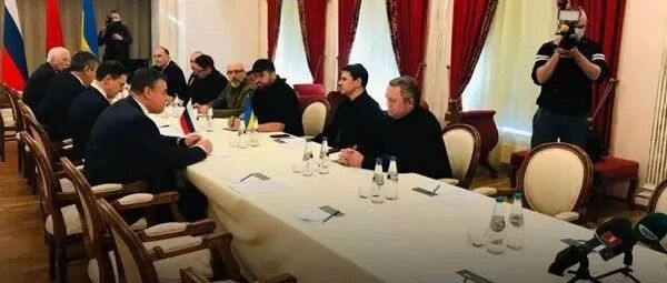 关键24小时！俄乌谈判画面流出，分歧还是共识？金融市场动荡，欧美股市全线下挫！央行最新发声