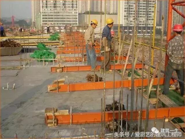 钢管悬挑脚手架施工方案_悬挑式钢管脚手架_钢管架式脚手悬挑规范