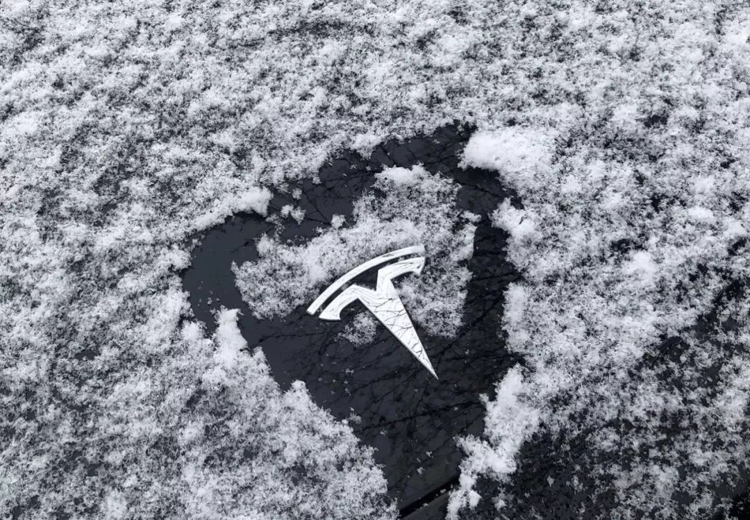 超越戴姆勒，特斯拉成市值第三高汽车公司