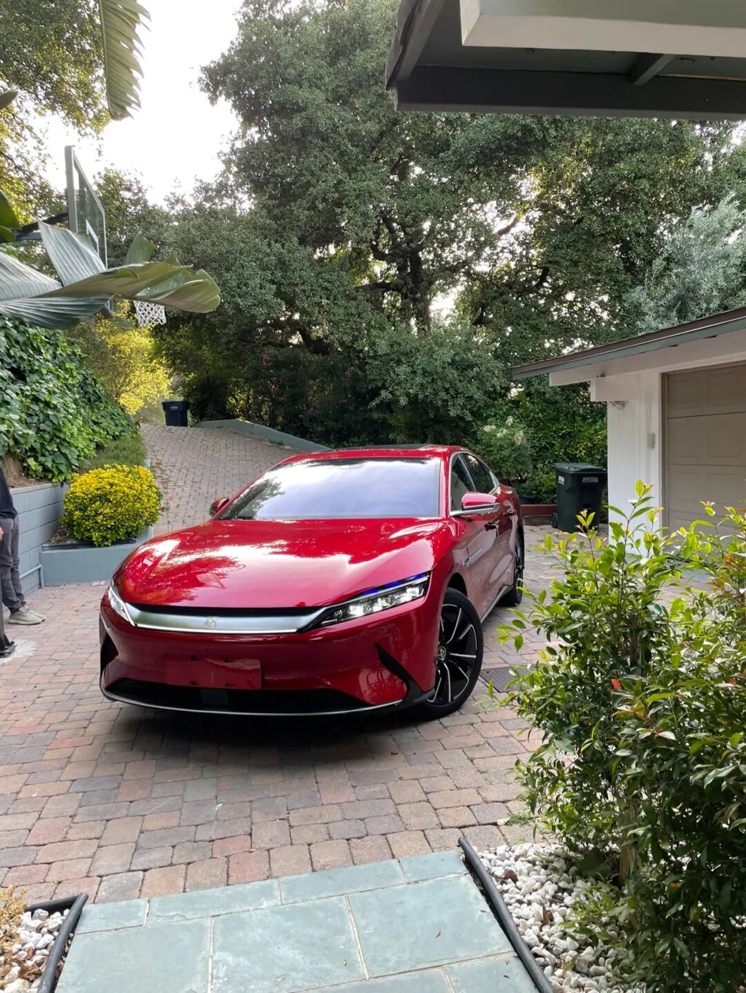 农村包围城市,比亚迪和特斯拉的网友关注度现在谁更高一些呢-爱卡汽车