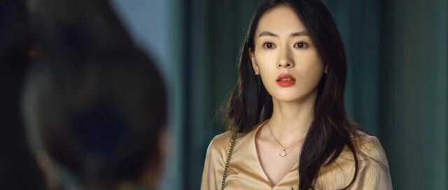 童瑶53岁富商老公迷惑发言！被疑站队张哲瀚，知名作家及演员齐附和