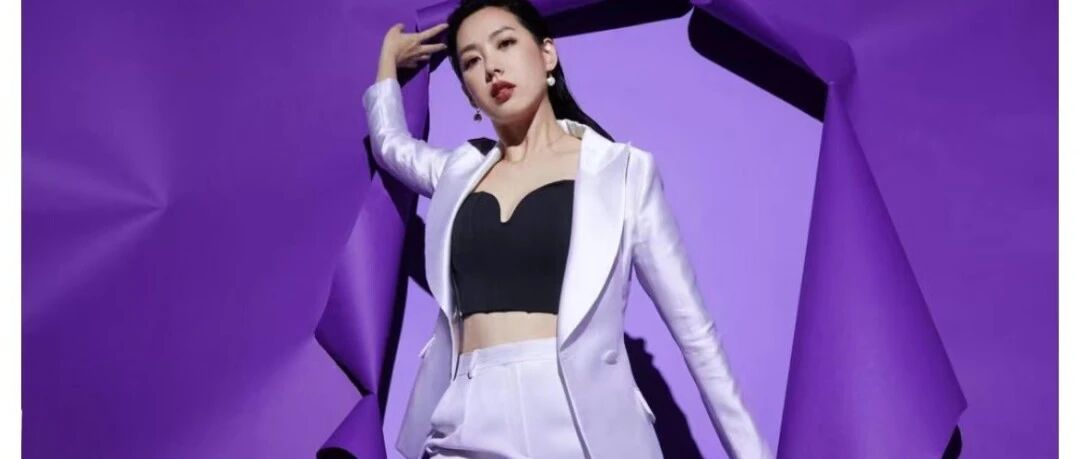 40岁女星产后被嫌弃，老公眼神暗示她太胖，明指身上有生产痕迹！