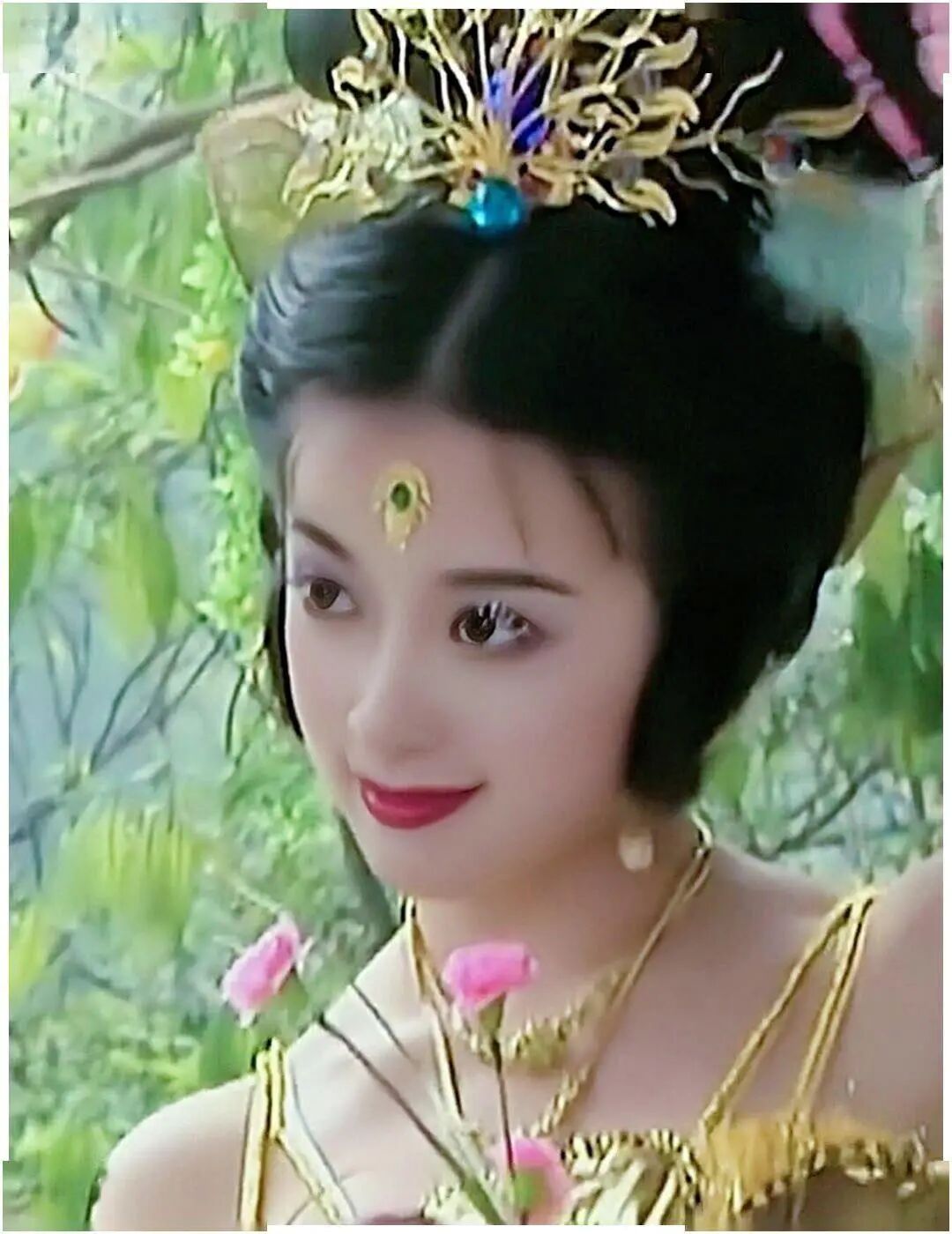 当年,金巧巧曾在《西游记续集》中扮演"孔雀公主",在《春光灿烂猪八戒