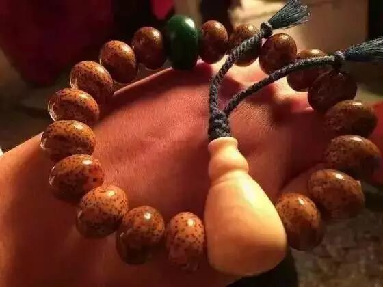 菩提星月盘玩方法_星月菩提盘出来的效果图_星月菩提设计