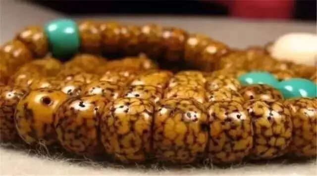 菩提星月盘玩方法_星月菩提盘出来的效果图_星月菩提设计