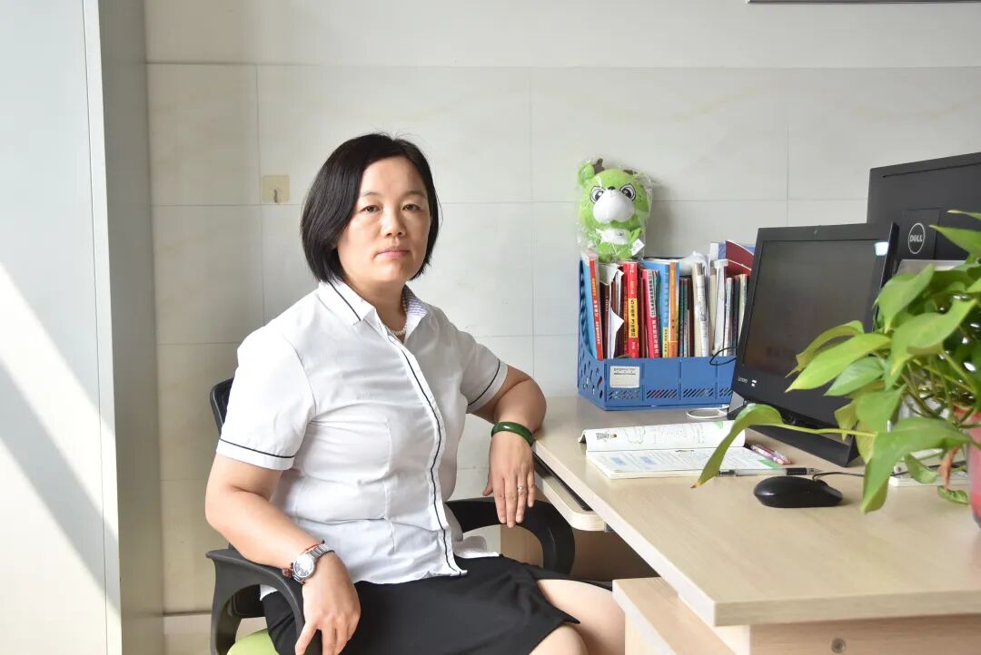 潍坊最美教师李雪梅