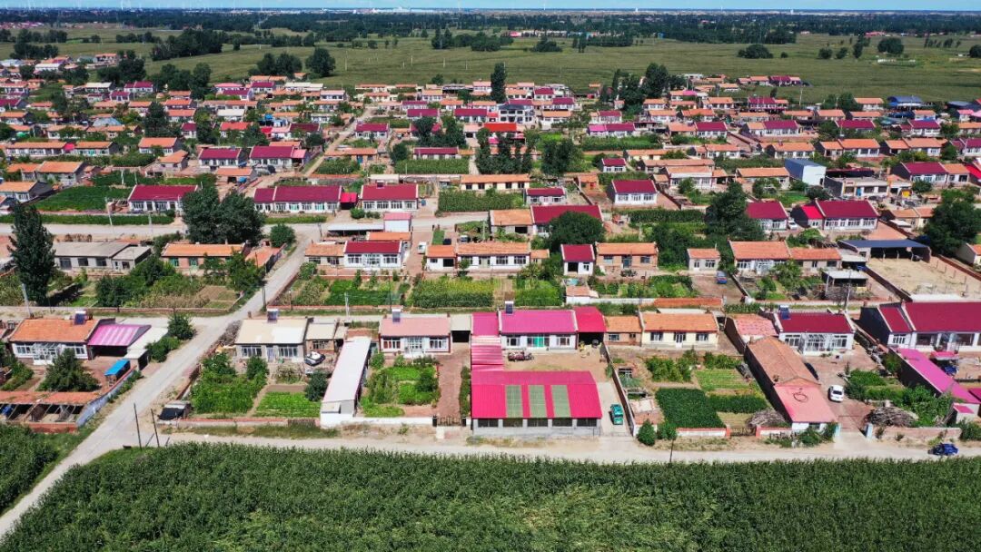 八仙筒镇红升村庭院经济美了小院富了口袋