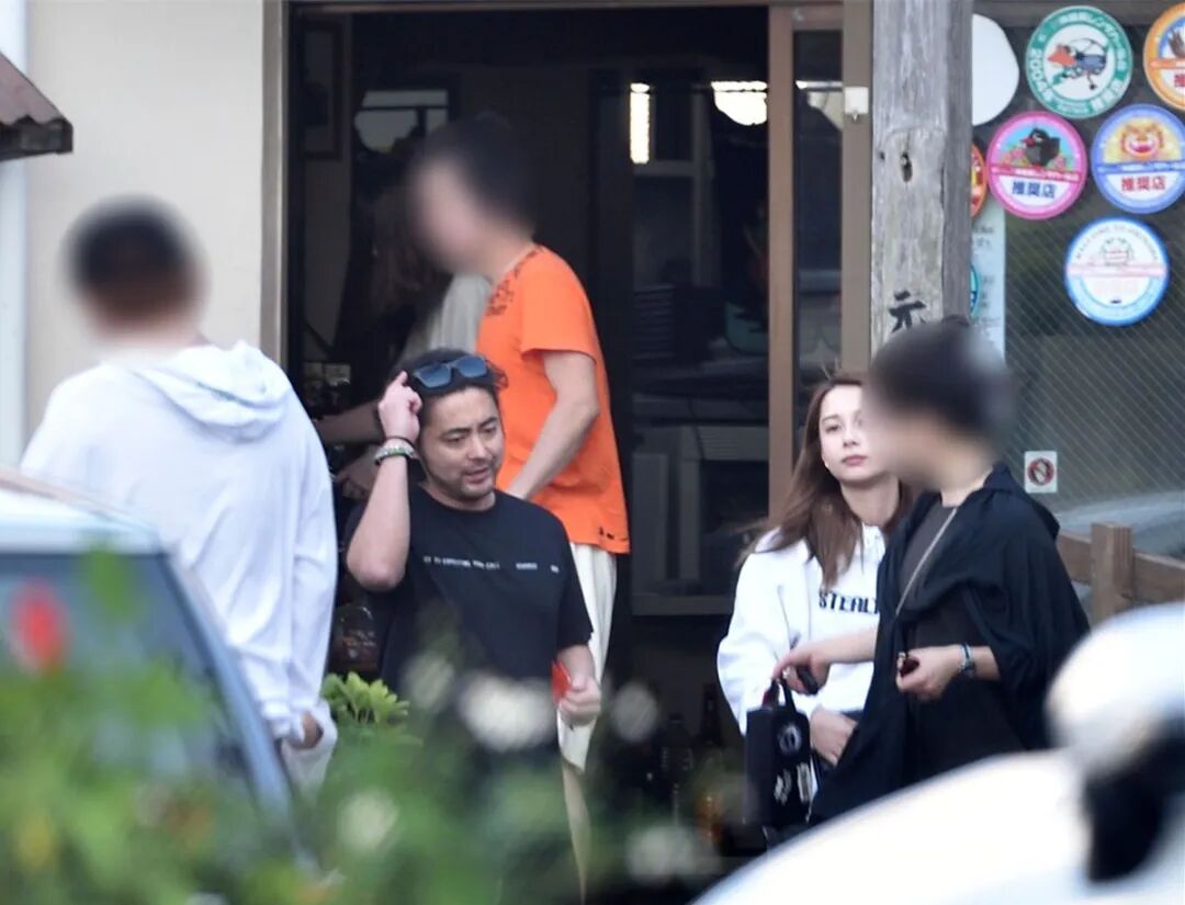 不顾疫情 自肃期他们带女友 带家人去度假 日剧与音乐部屋 二十次幂