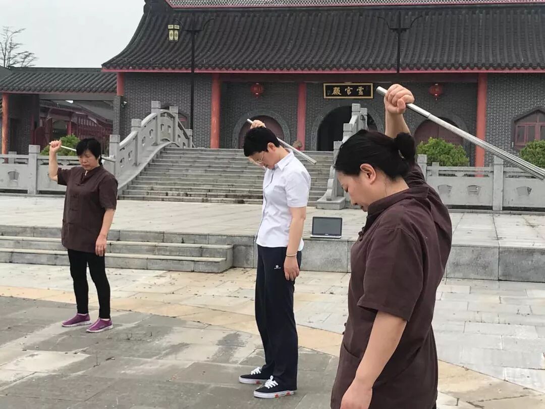 热烈祝贺坤遁国学6月“道医辟谷班”圆满结束