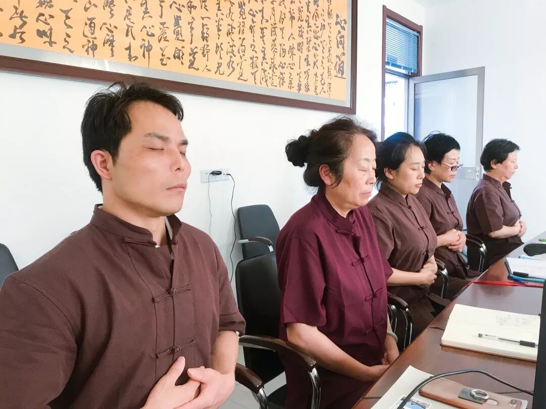 热烈祝贺坤遁国学6月“道医辟谷班”圆满结束