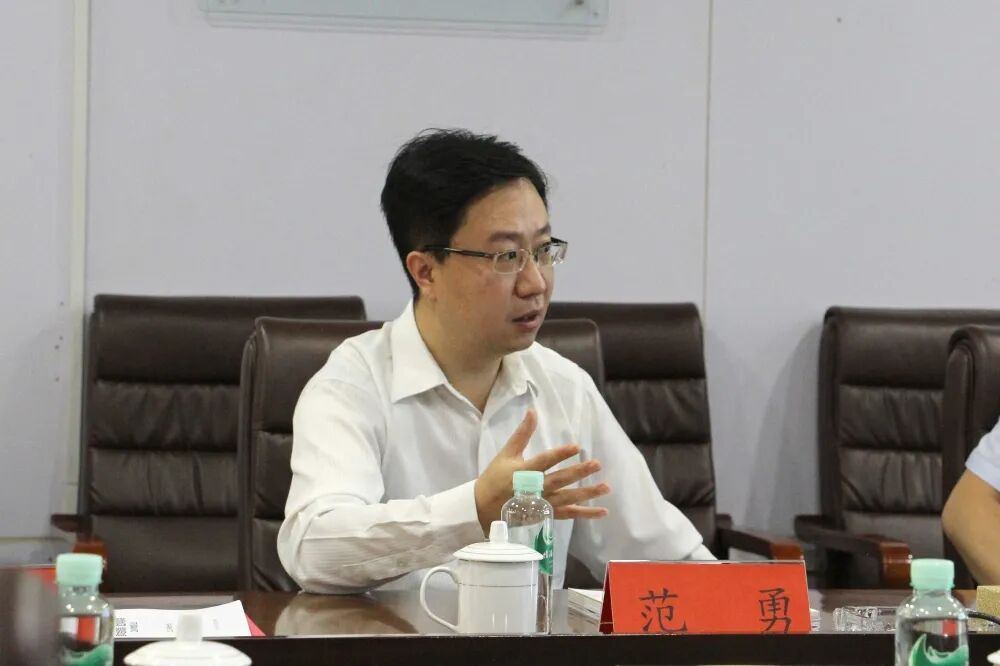 范勇2.jpg